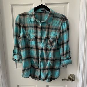 Fox flannel - long sleeve or quarter.